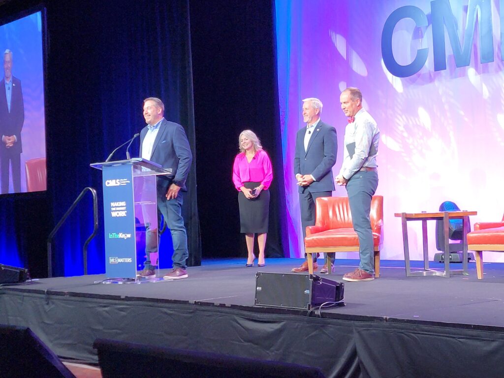 Brad Bjelke, CEO of UtahRealEstate.com, Receives the Shuttleworth MLS Executive of the Year Award